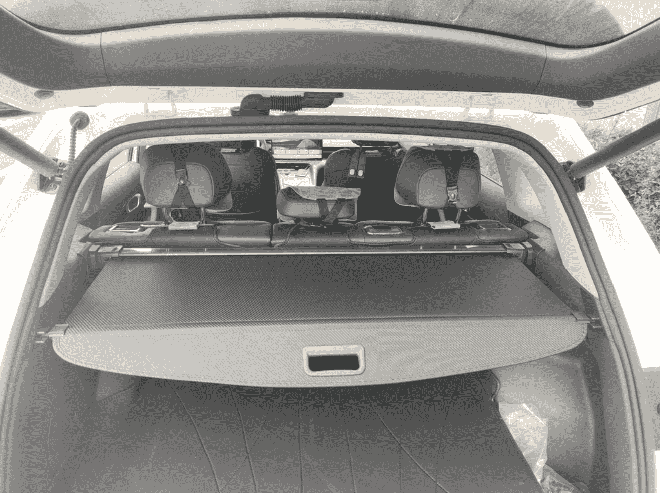 Xevaban.com ở 214 Giải Ph&oacute;ng l&agrave; đơn vị chuy&ecirc;n cung cấp phụ kiện oto, đồ chơi oto, phụ kiện geely ex5, đồ chơi geely ex5,&nbsp;xevaban, 214 giải ph&oacute;ng, tấm ngăn cốp ex5, t&aacute;m ngăn cốp sau ex5, v&aacute;ch ngăn cốp ex5, tấm ngăn h&agrave;nh l&yacute; cốp sau ex5.